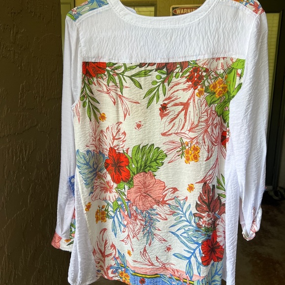 John Mark Sheer Floral Tunic Top Medium - Picture 6 of 9